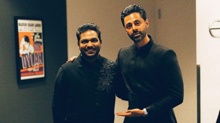 Hasan Minhaj cheers for Zakir Khan as he becomes 1st comedian to perform Hindi show at Madison Square Garden | Web Series